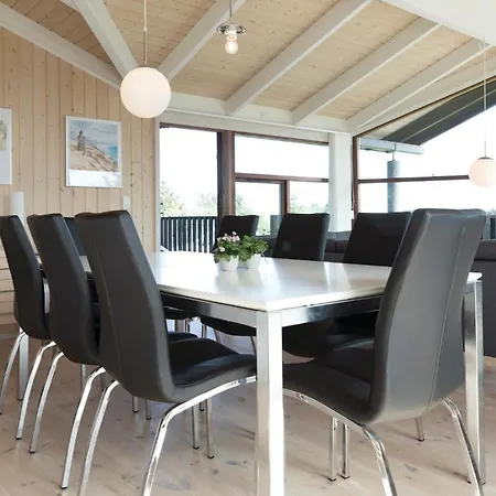 Nice Home In Hjorring With Sauna بيت للعطل *