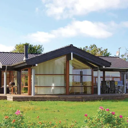 Beautiful In Hjorring With House Sea View 朗斯特拉普
