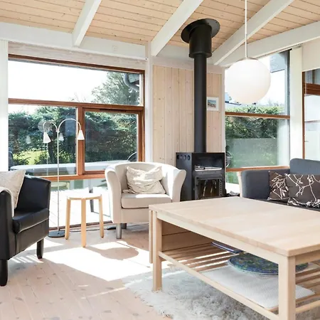 Nice Home In Hjorring With Sauna * Hjørring